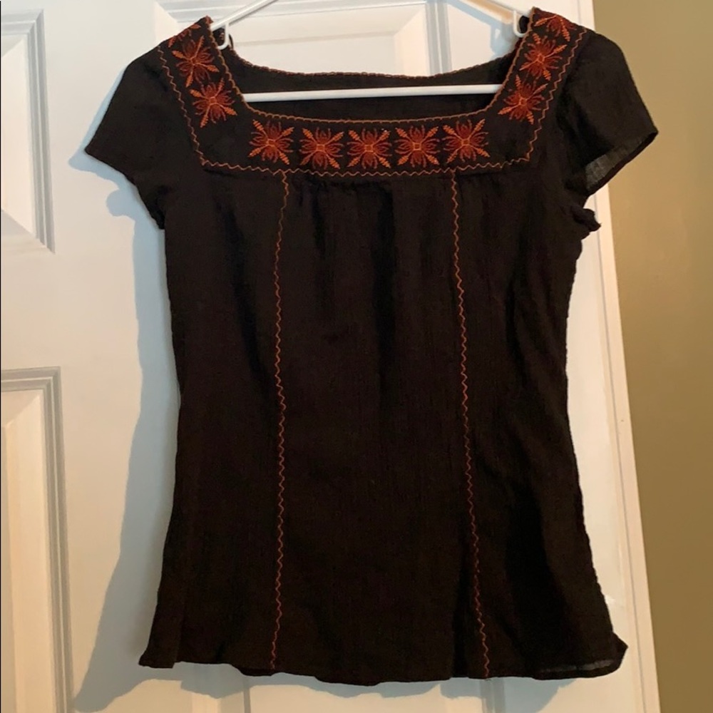 🎈5/$10🎈Black and orange top